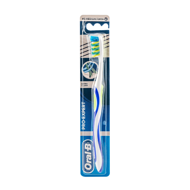 مسواک پرو اکسپرت اکسترا کلین اورال بی با فرچه متوسط - Oral-B Pro-Expert Extra Clean Toothbrush