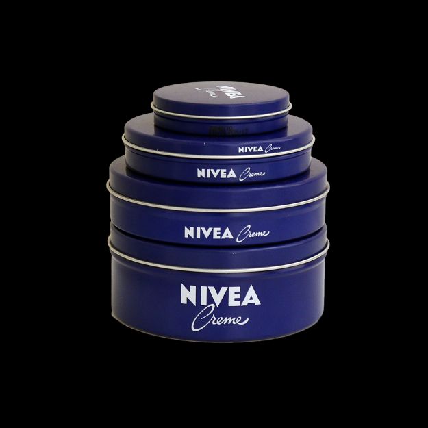 کرم مرطوب کننده نیوآ - Nivea Moisturizing Cream